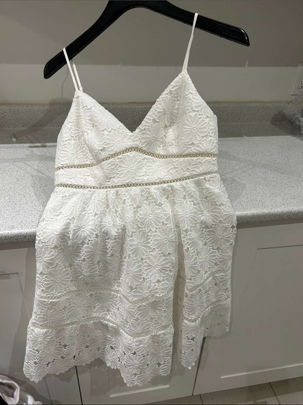 Ever New White Floral Lace Spaghetti Strap Mini Dress